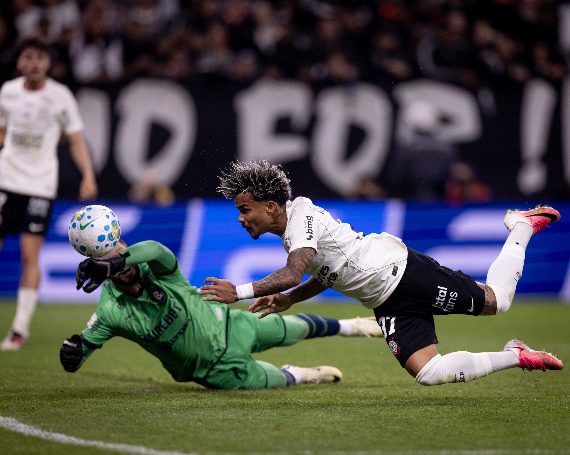 Veja galeria de fotos do jogo entre Corinthians e Remo pela 19ª rodada do Brasileirão
