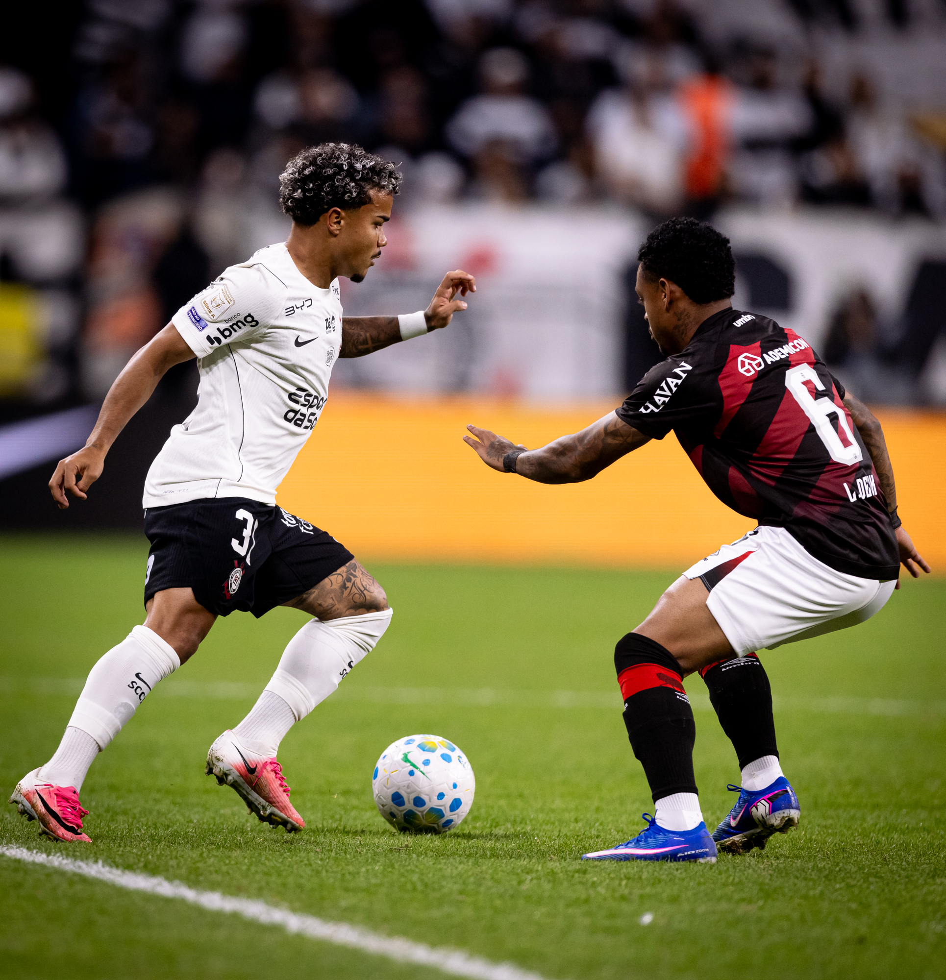 Atuações do Corinthians: ataque decepciona e defesa se salva em empate