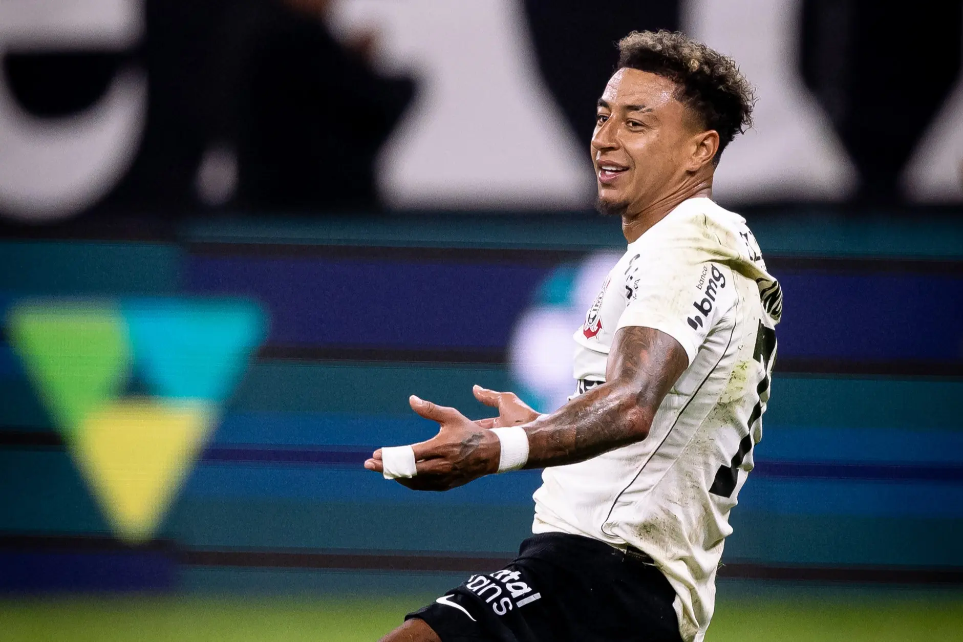 Análise: empate com time misto tem saldo negativo para o Corinthians