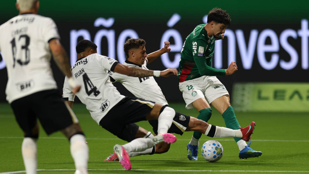 Análise: Palmeiras controla o jogo, mas paga caro por erros e falta de contundência