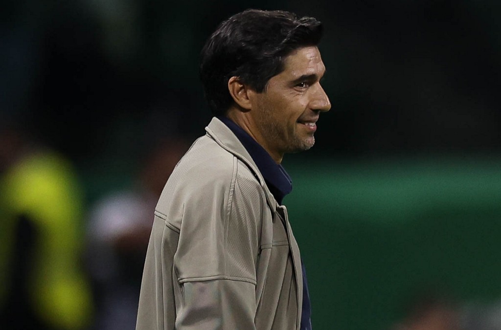 Abel evita cobrar reforços ao Palmeiras após fim de negociação com Danilo