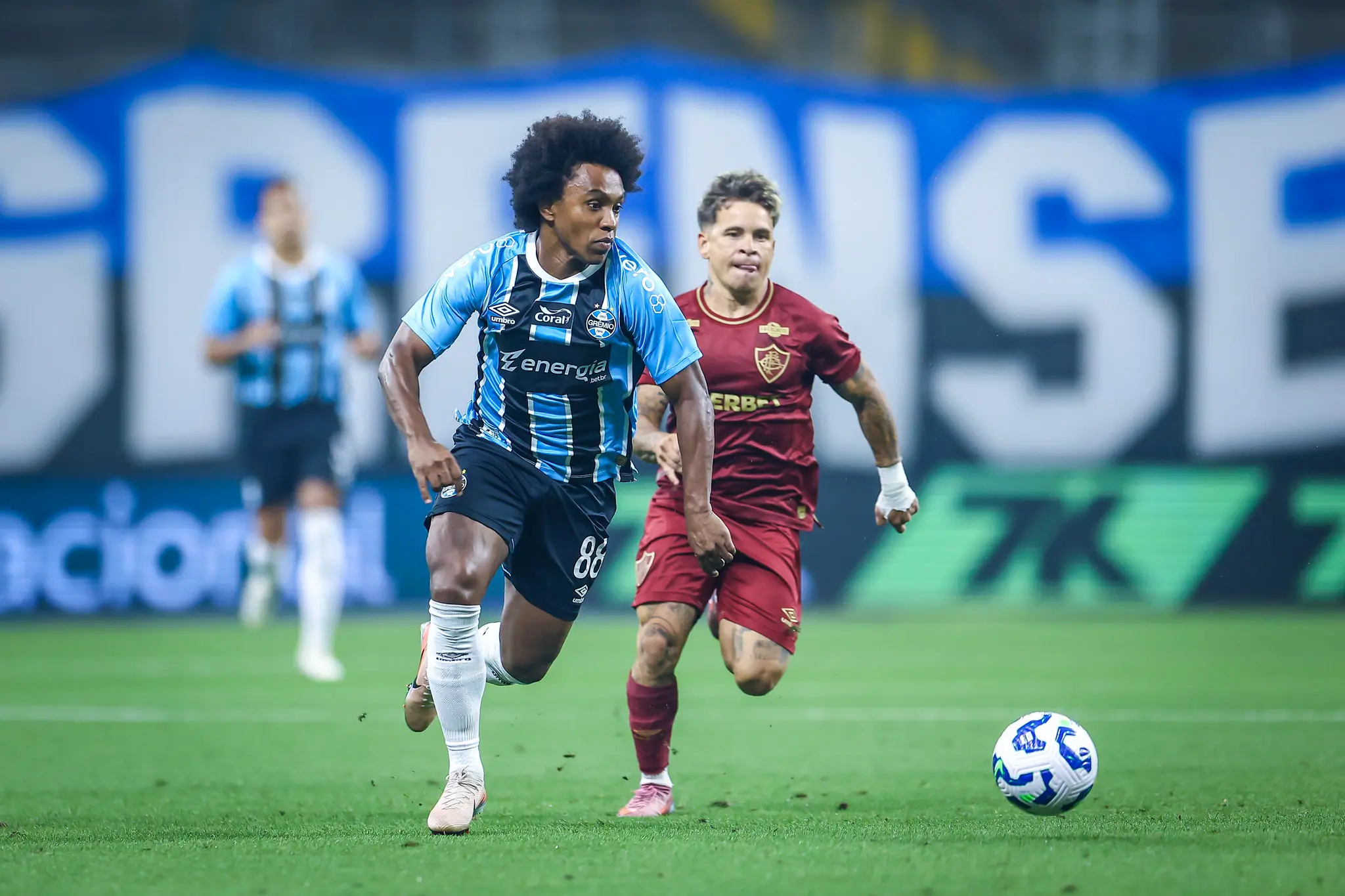 Grêmio x Fluminense pelo Brasileirão: onde assistir, estatísticas, histórico e prováveis escalações