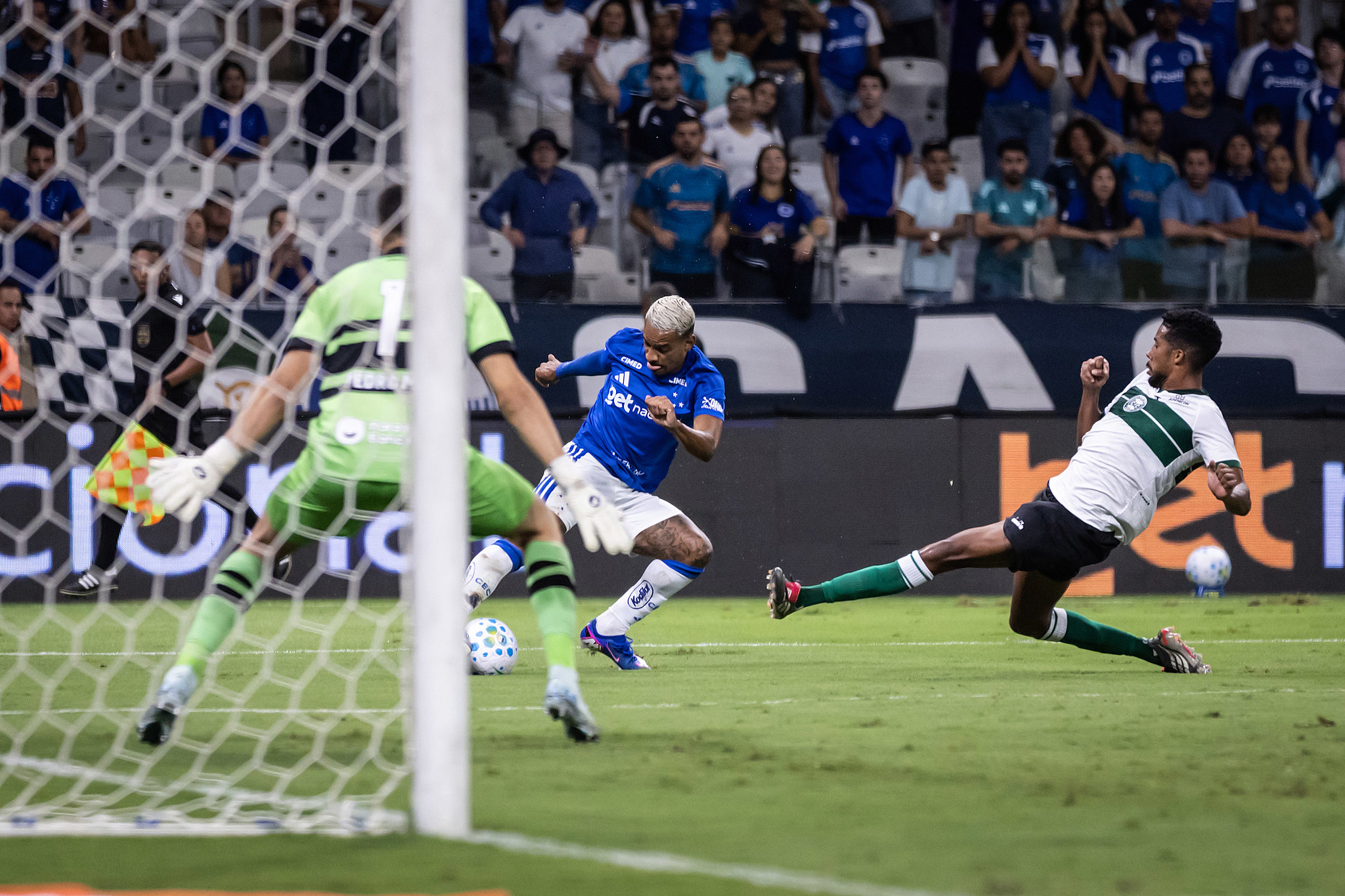 Coritiba x Cruzeiro pelo Brasileirão: onde assistir, estatísticas, histórico e prováveis escalações