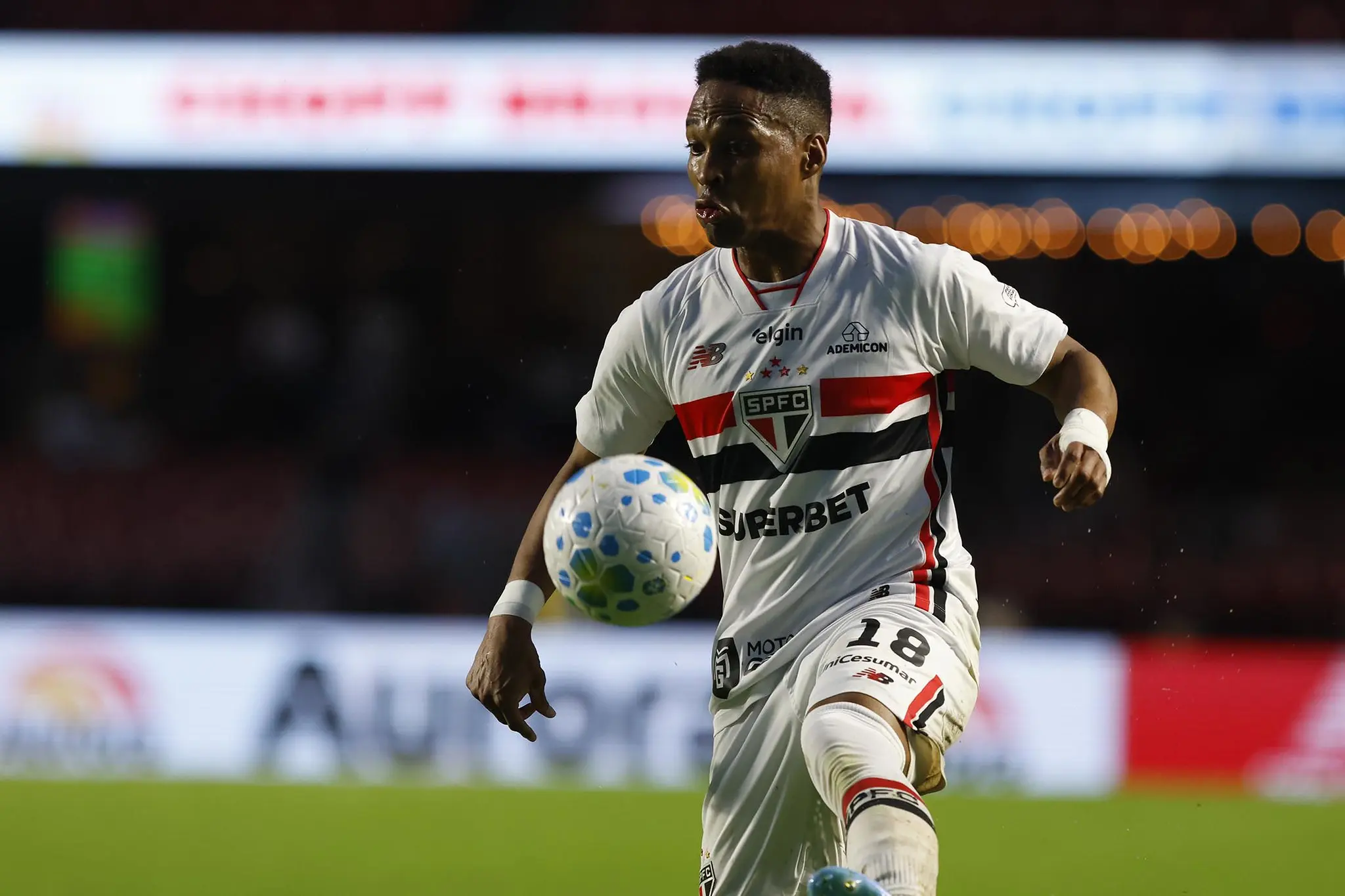 Marcos Antônio lamenta derrota do São Paulo e cobra reação: "Continuar trabalhando"