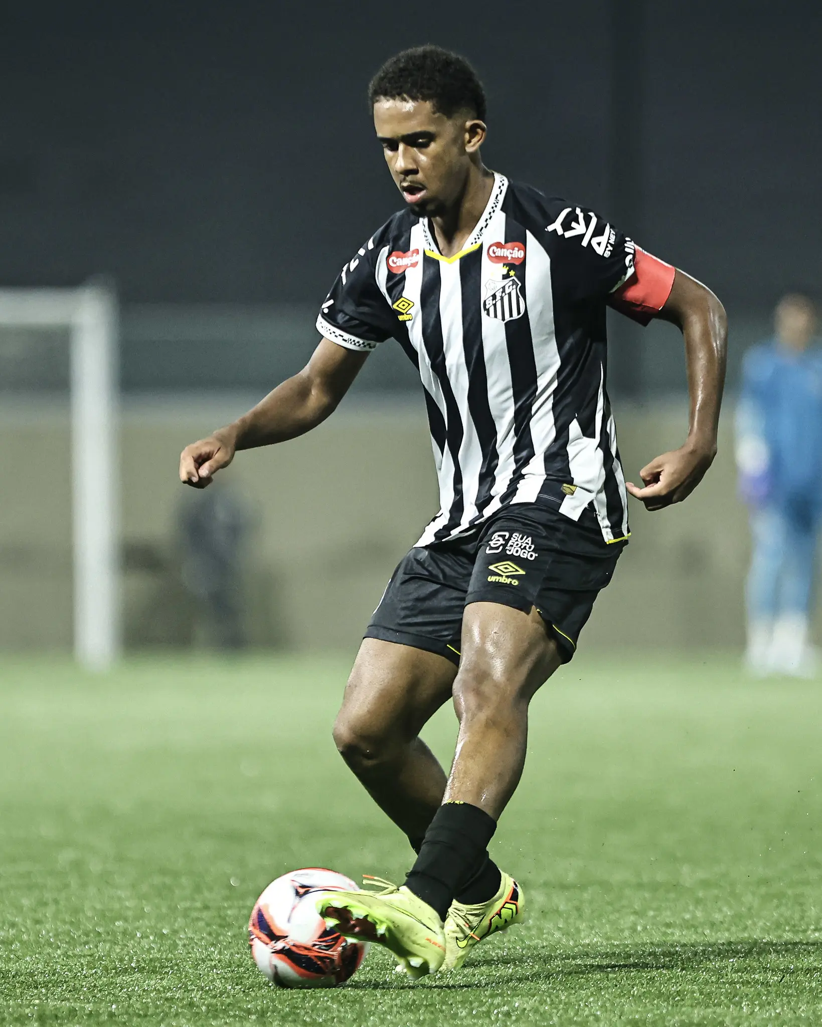 Santos perde do São Paulo, mas vai às quartas e pega o Botafogo no Brasileiro sub-20