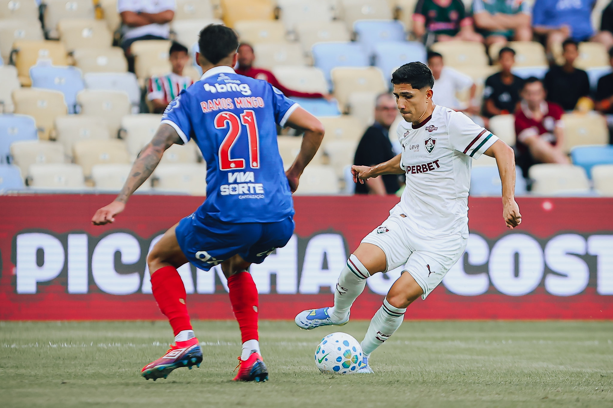 Fluminense e Bahia testam elencos em amistoso de intertemporada para o calendário Fluminense e Bahia testam elencos em amistoso de intertemporada para o calendário