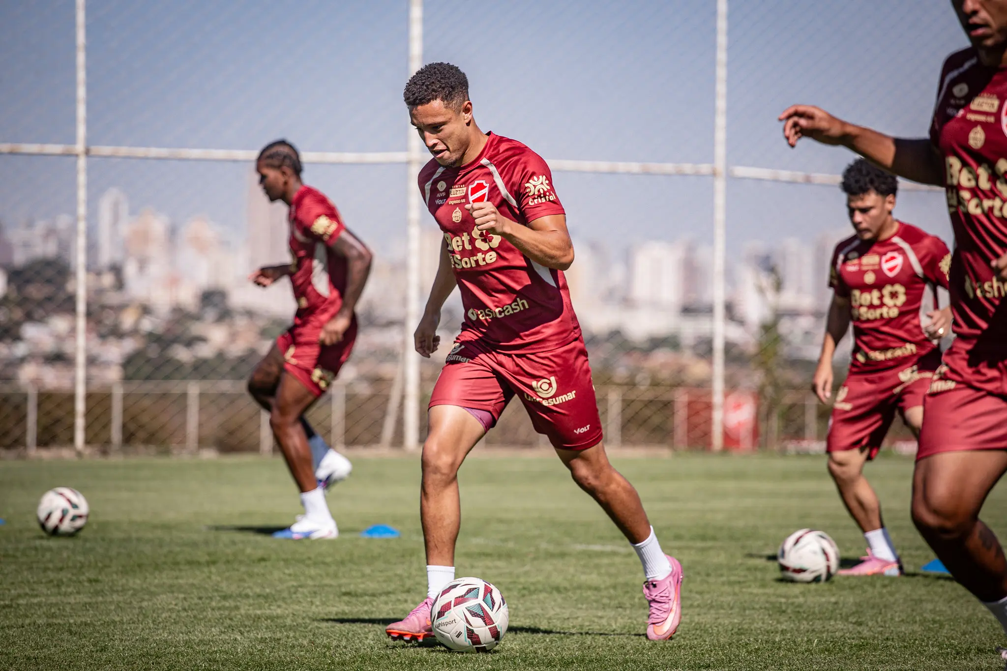 Vila Nova x Fortaleza: veja prováveis escalações e onde assistir ao jogo pela Série B