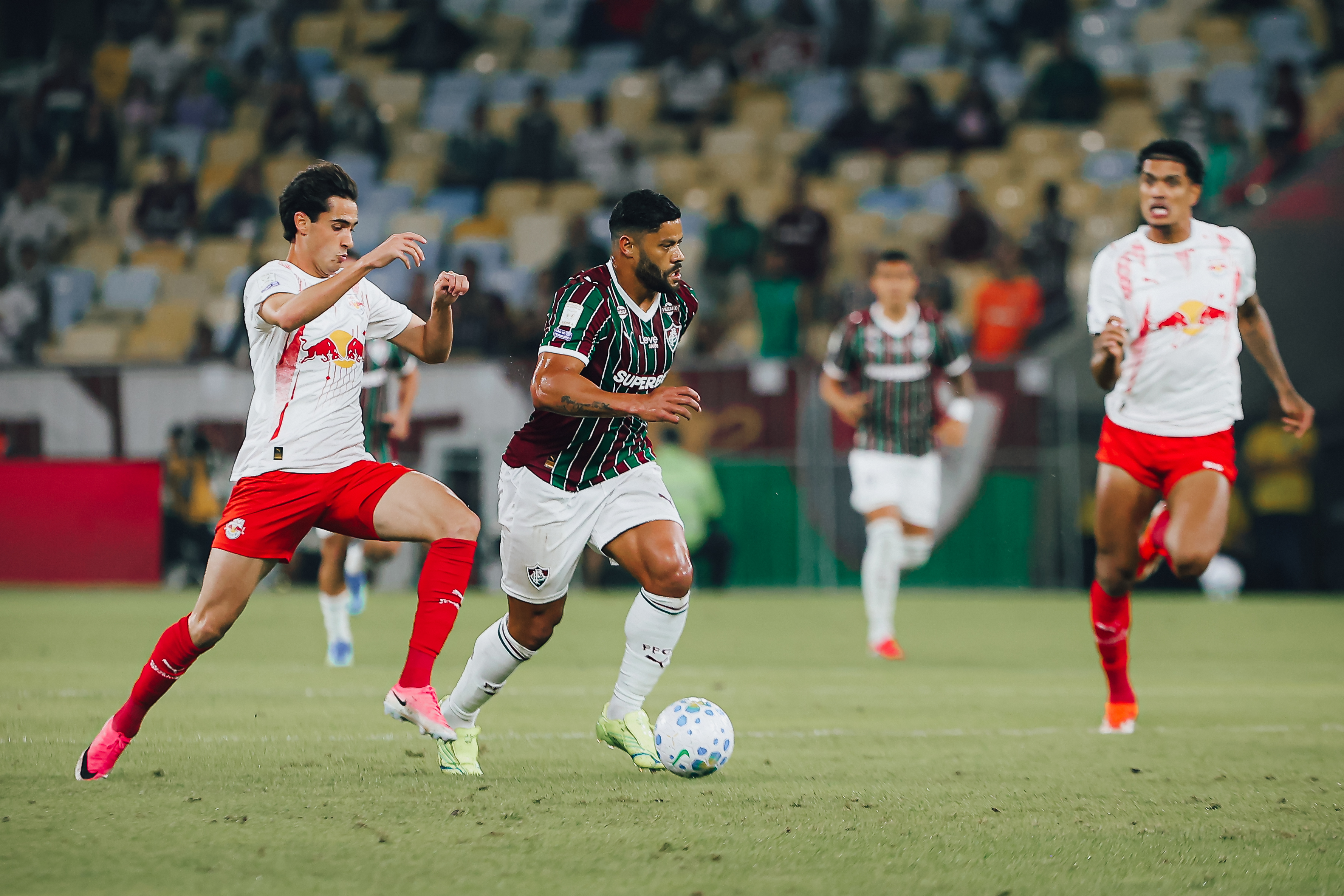Com gol no fim, Fluminense busca empate com o Bragantino pelo Brasileirão