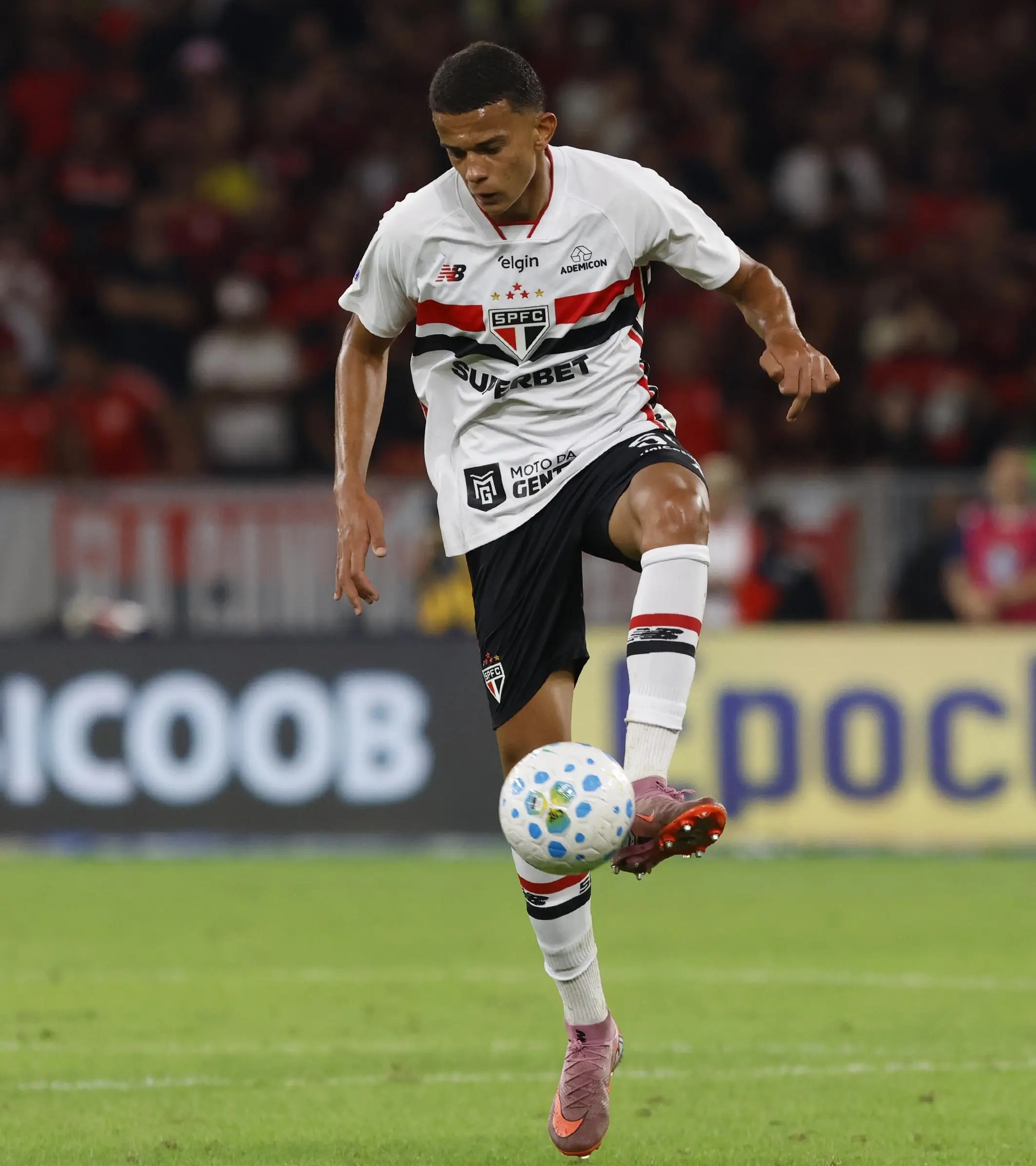 Promessa da base, Osorio aproveita brechas e ganha moral com Dorival no São Paulo