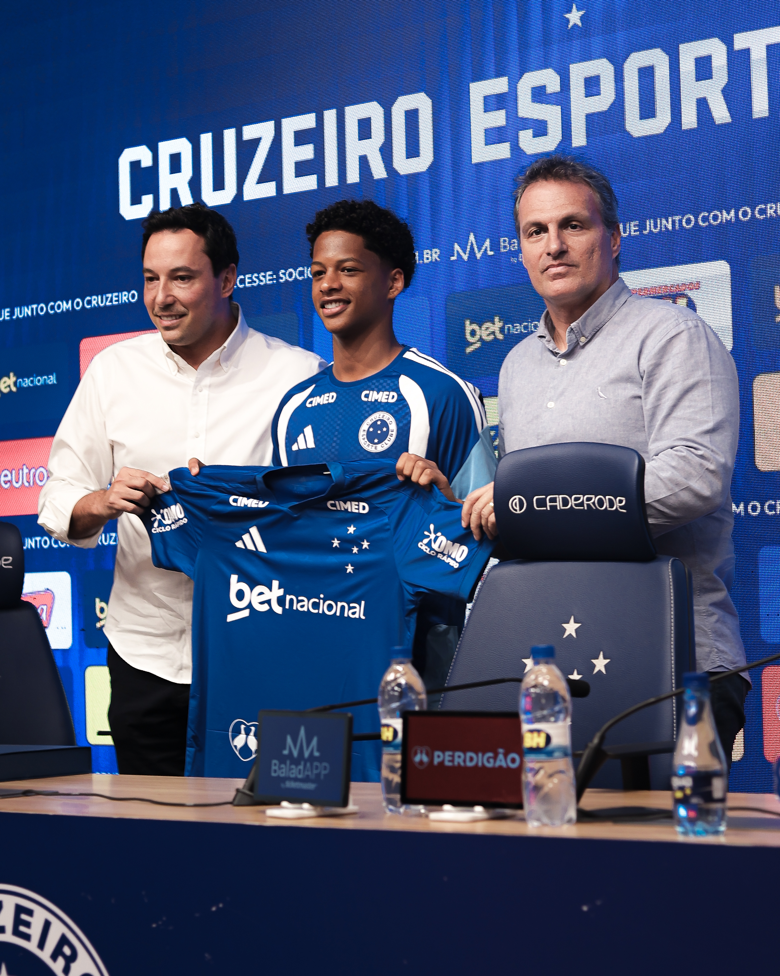 Zé Lucas exalta projeto do Cruzeiro e sonha com Libertadores: “Quero fazer meu nome”