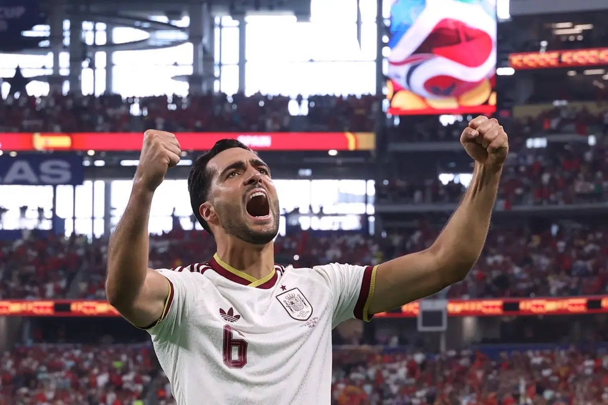 De la Fuente elogia Merino e fala sobre Cristiano Ronaldo após classificação da Espanha