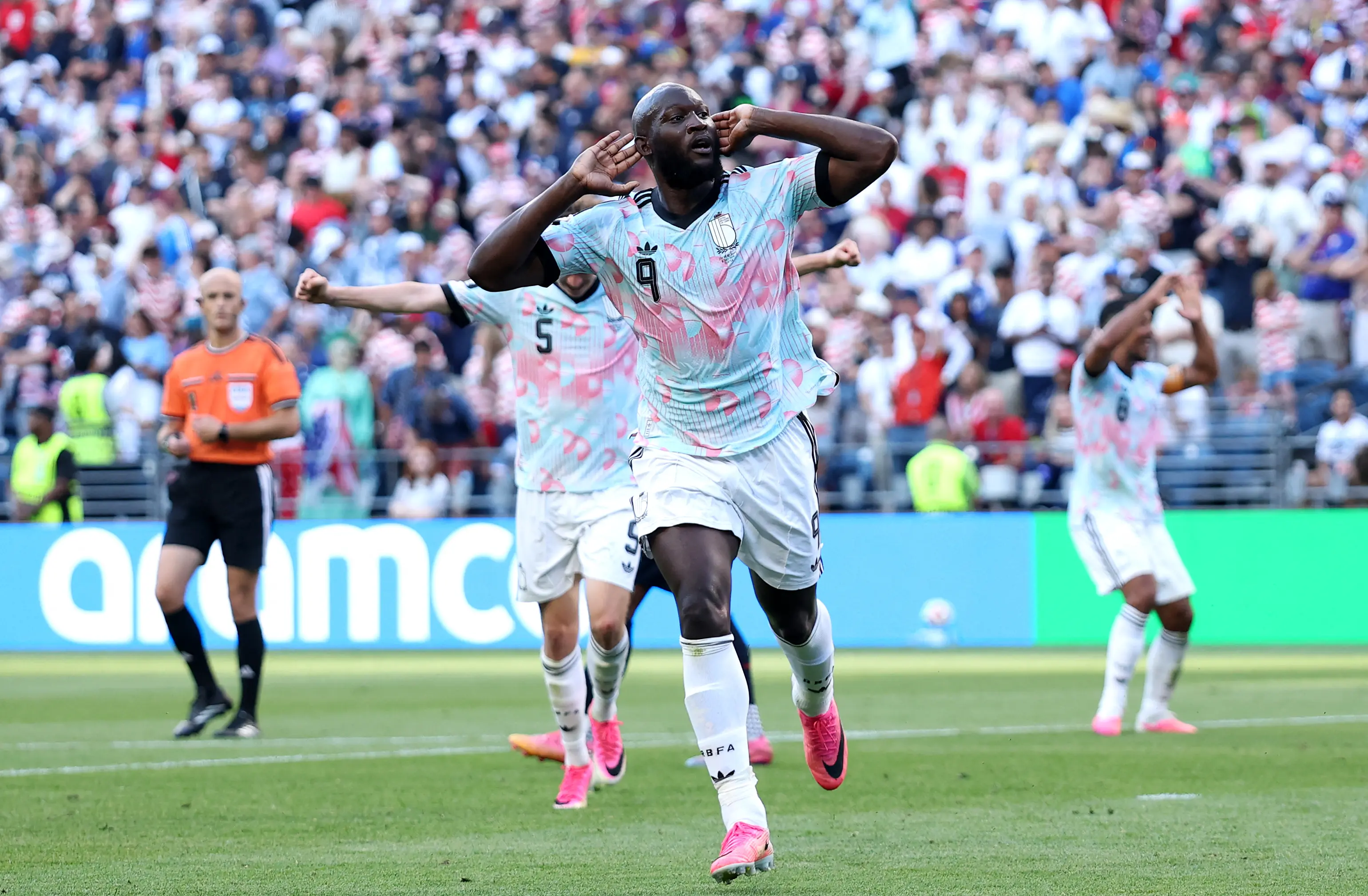 Lukaku se aproxima de Neymar em ranking histórico do mercado da bola