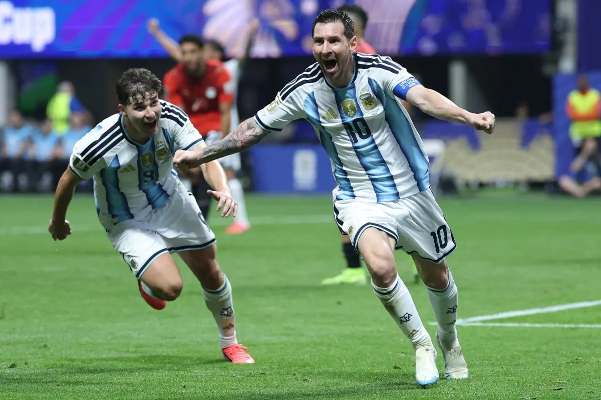 Argentina é a última sul-americana viva na Copa e sonha com bicampeonato após 64 anos