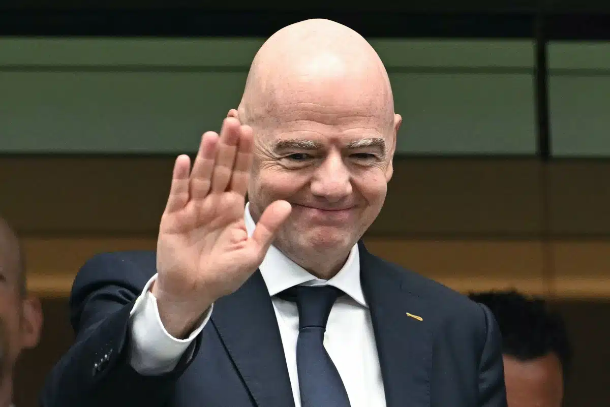 Aliado de Infantino renuncia a cargo na Fifa e critica plano de venda da Copa do Mundo