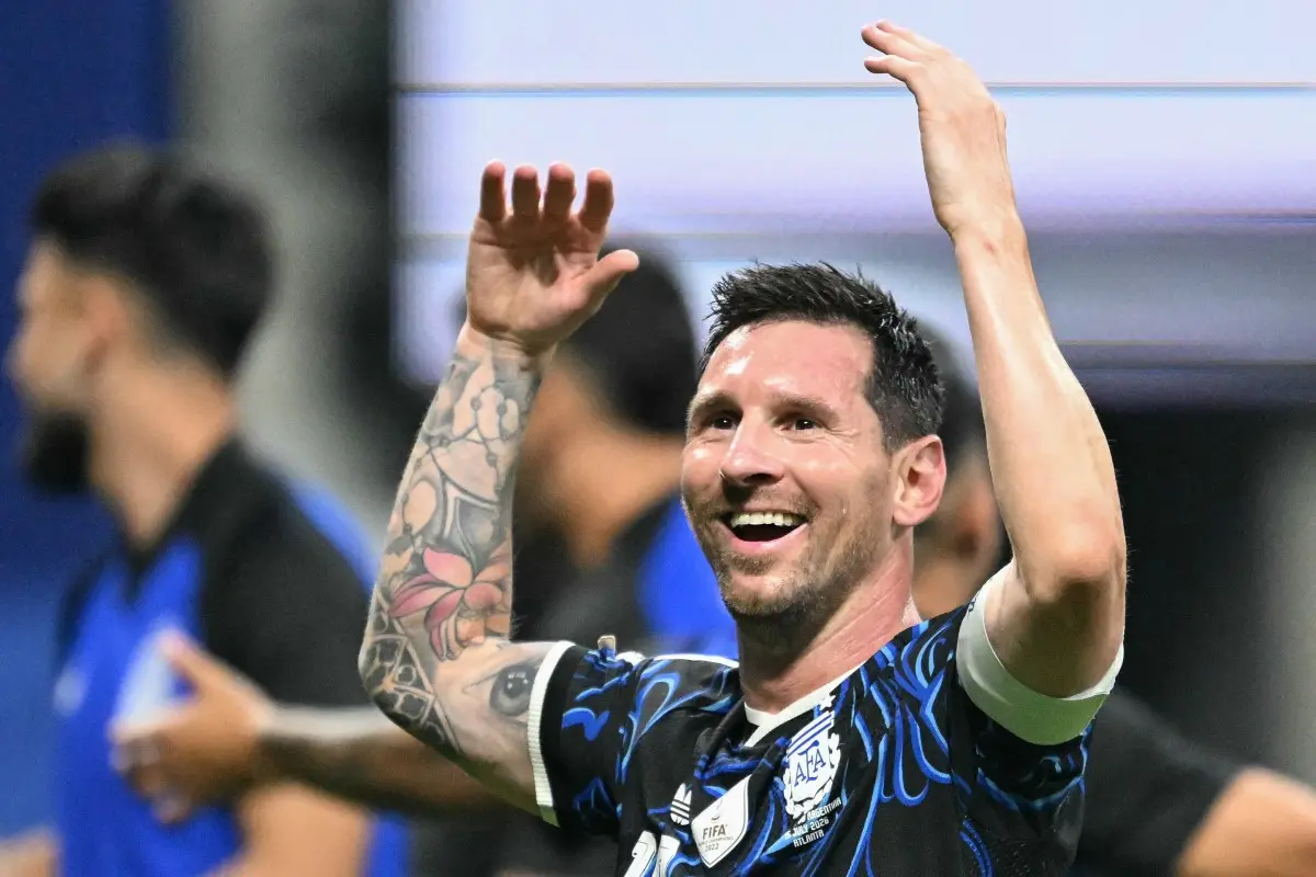 "É uma loucura jogar duas finais de Copa seguidas", diz Messi após vitória da Argentina