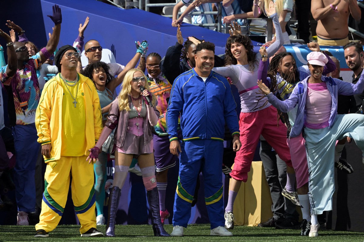Show da final da Copa contou com Ronaldo, Ronaldinho e homenagem a Pelé
