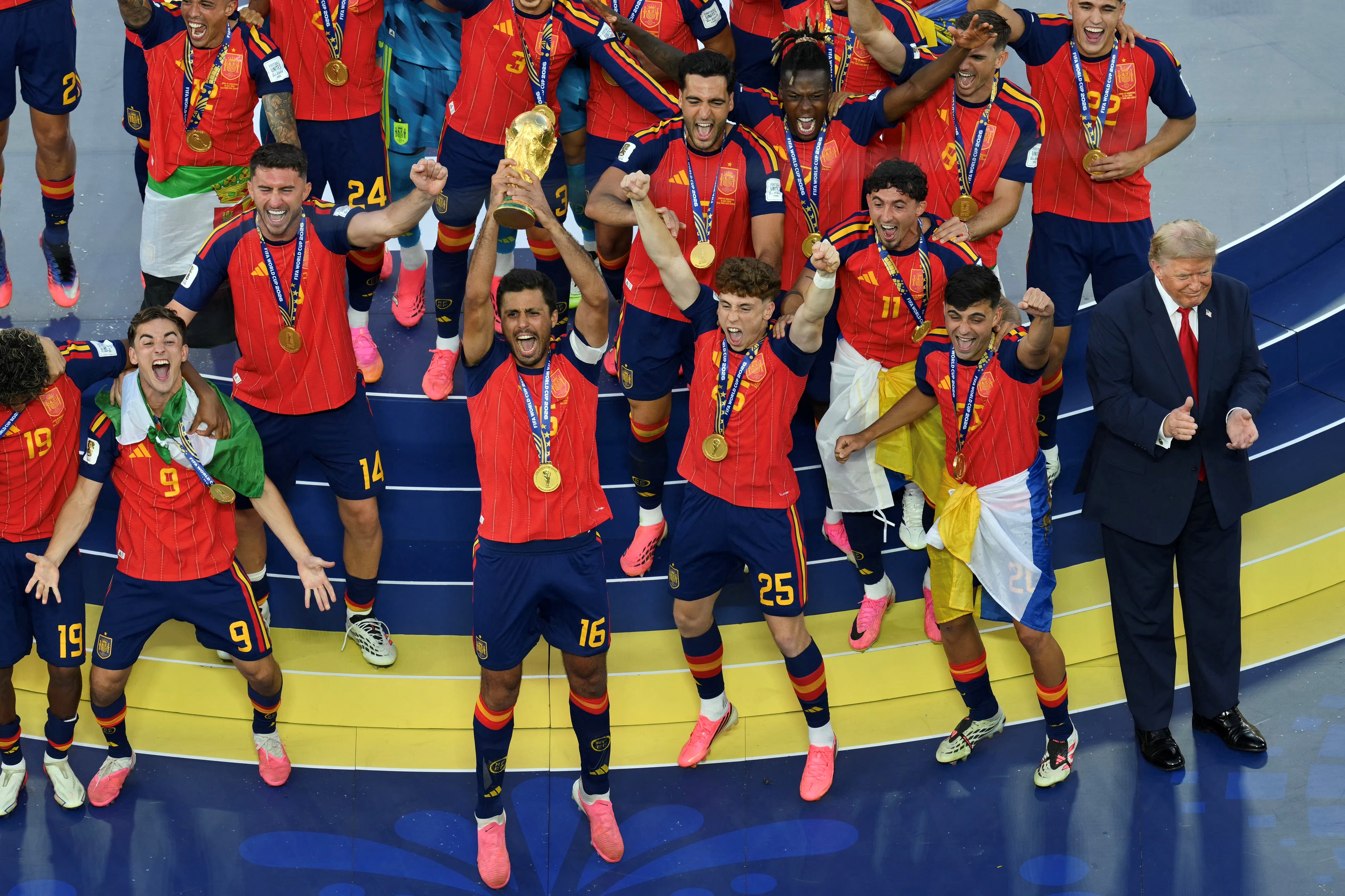 Oyarzabal, Olmo, Rodri, Cubarsí e Merino: os heróis do bicampeonato mundial da Espanha