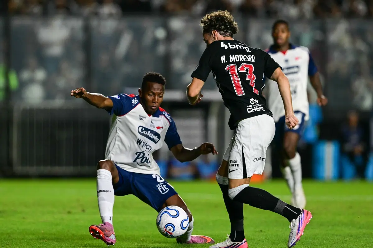 Vasco vence Independiente Medellín e enfrentará Olímpia nas oitavas da Sul-Americana