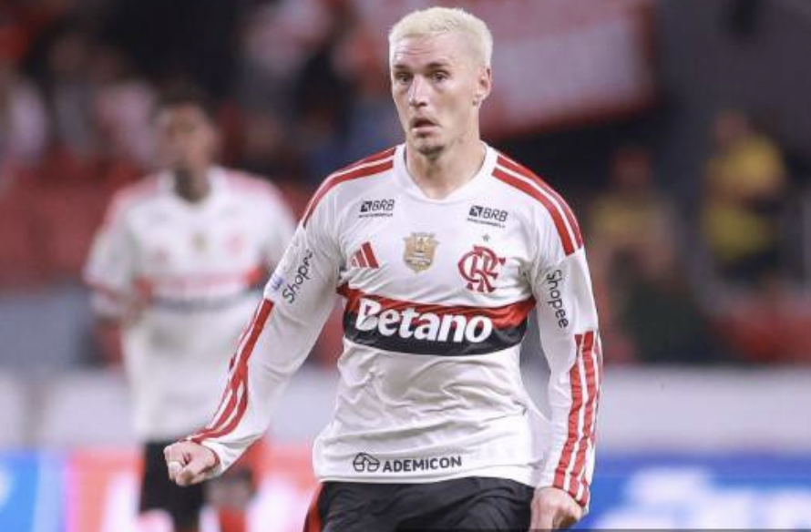 Varela admite momento ruim do Flamengo após empate e cobra reação: “Temos que trabalhar”