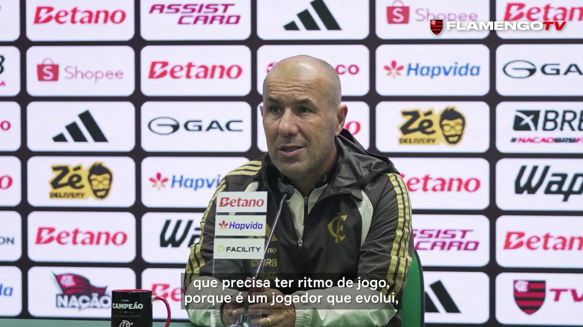 Em busca do ritmo ideal: técnico do Flamengo detalha plano para retorno de Arrascaeta