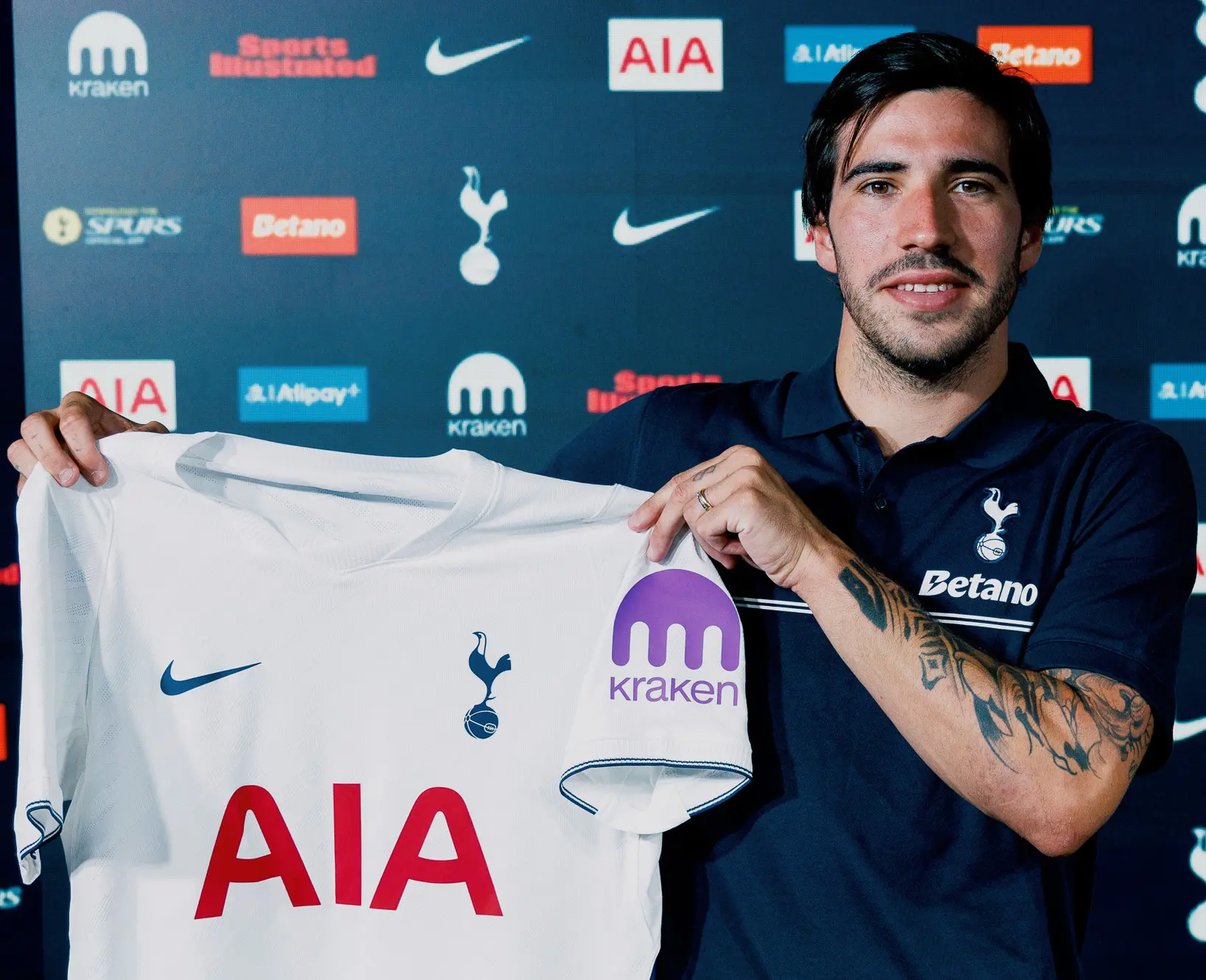 Tottenham anuncia a contratação de Tonali; saiba detalhes