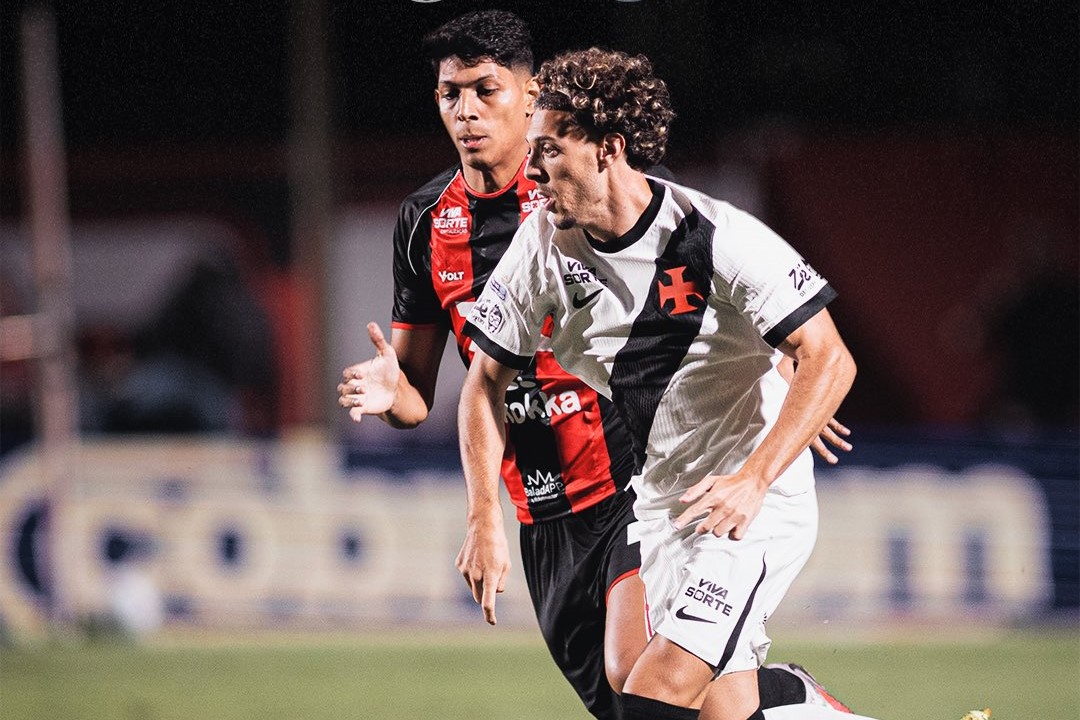 Com ‘lei do ex’, Vasco perde do Vitória e segue no Z4 do Brasileirão