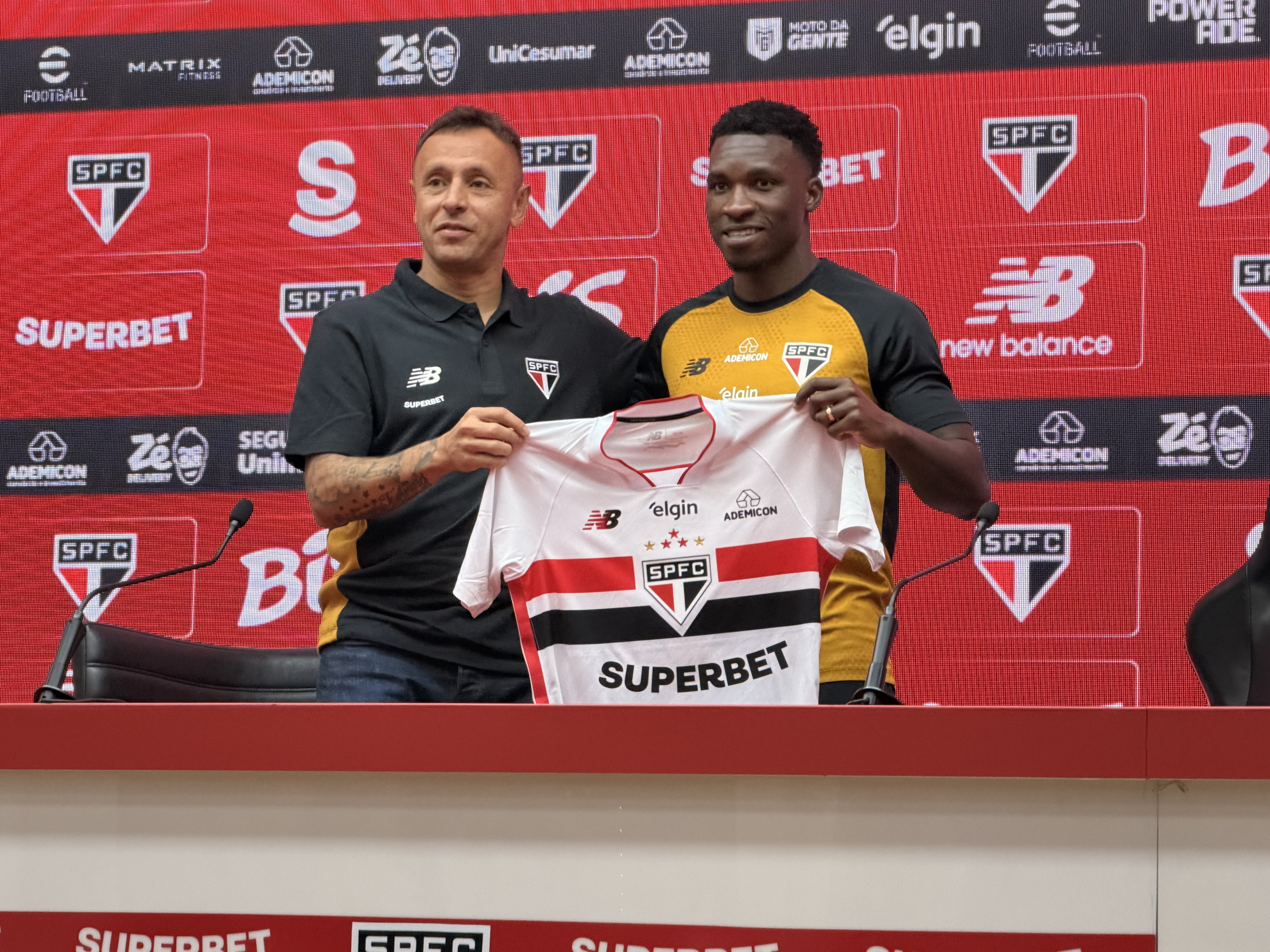Aurélio Buta cita grandeza do São Paulo como fator determinante para acerto: “Decisão fácil”