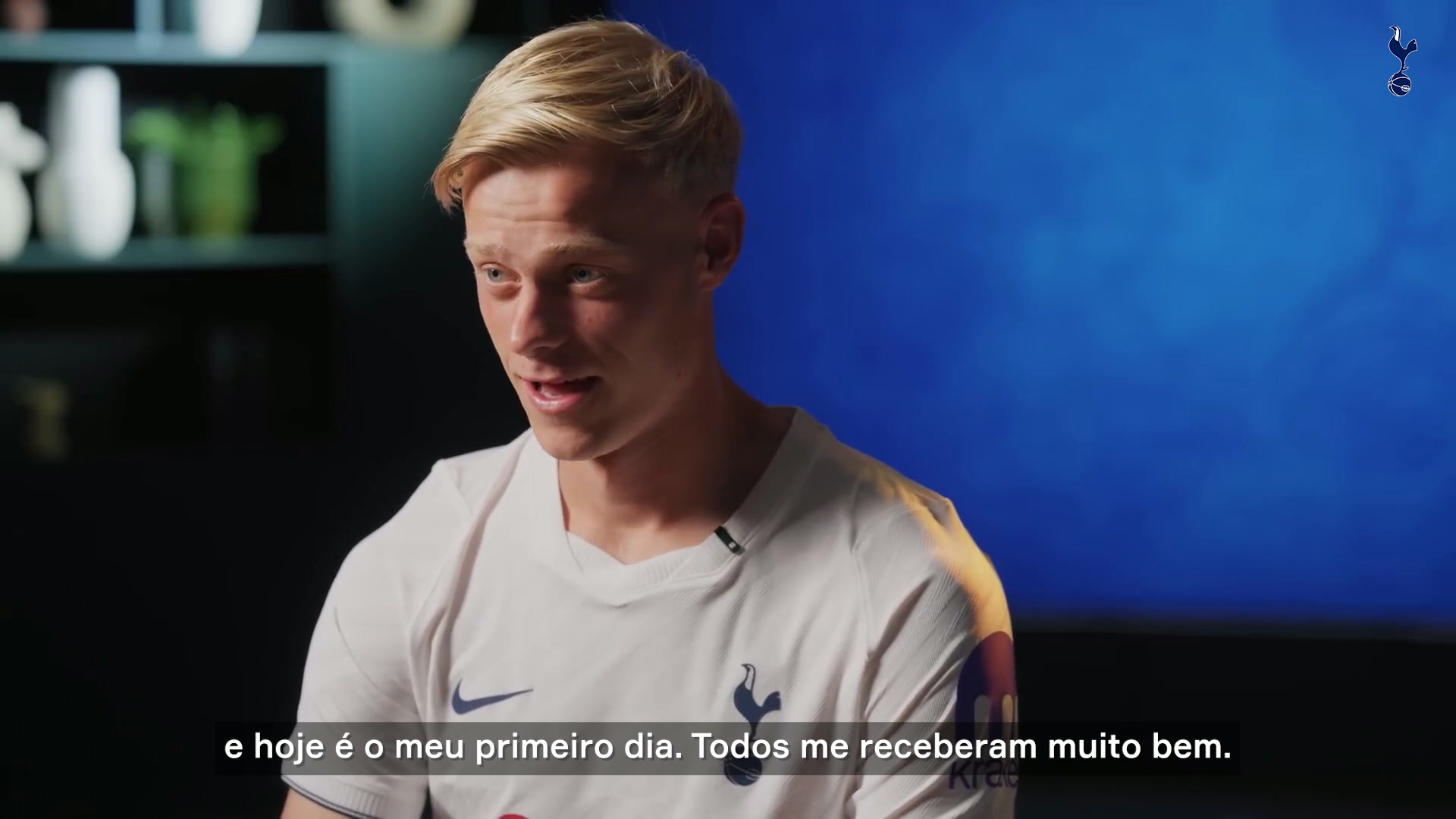 A primeira entrevista de Jan Paul van Hecke pelos Spurs