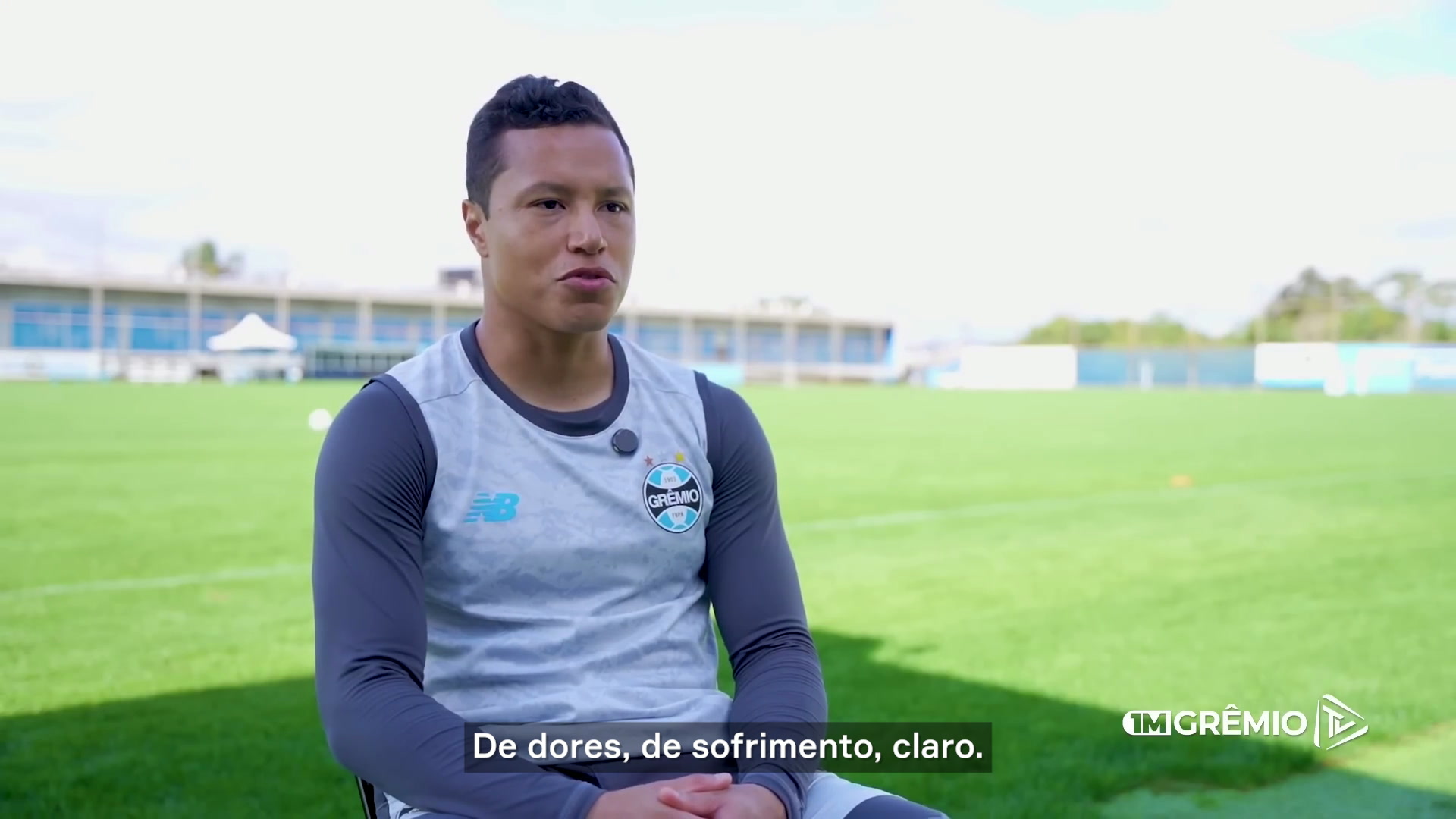 Lateral do Grêmio, Marlon comenta retorno aos gramados após quatro meses fora