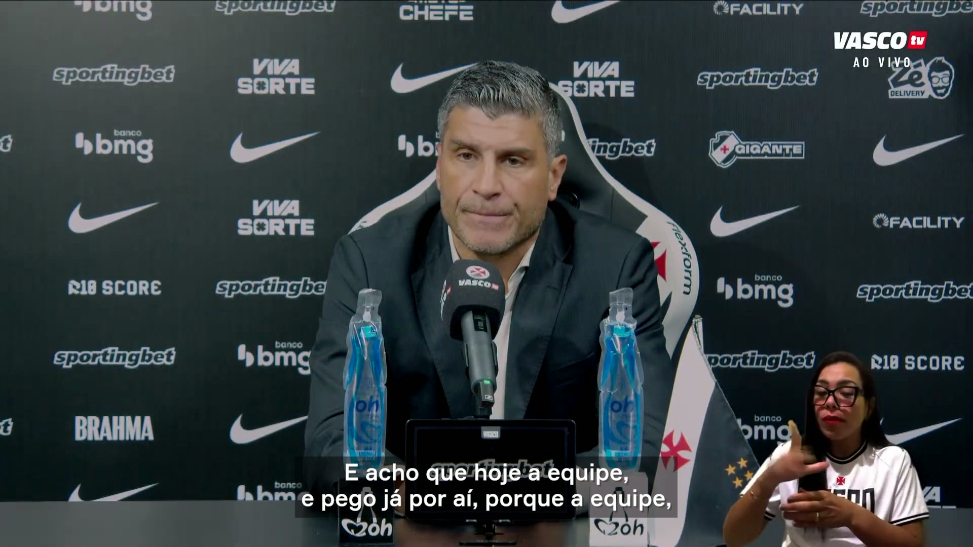Técnico do Vasco valoriza “novo espírito” da equipe após ajustes no segundo tempo