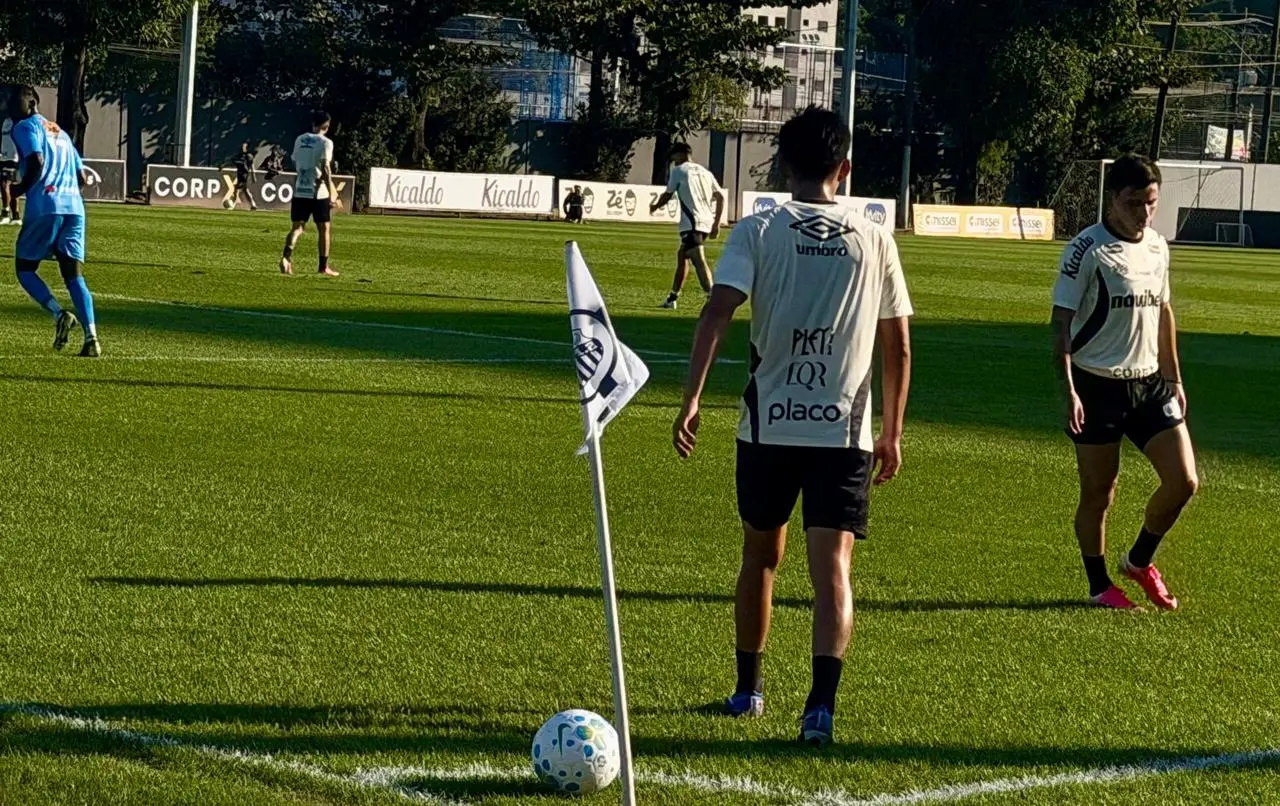 Santos empata sem gols com Osasco Sporting em jogo-treino no CT Rei Pelé