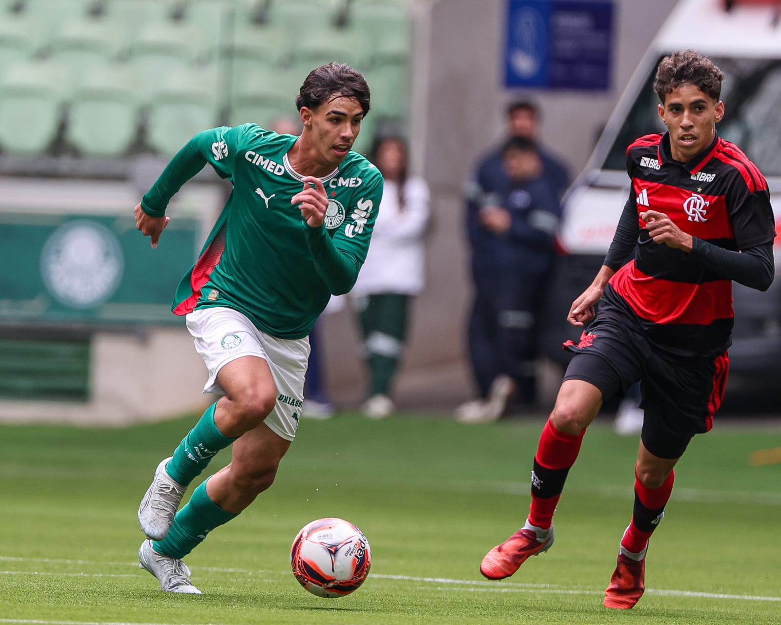 Palmeiras perde para Flamengo e pode perder liderançaSub-17 terá vitória do Rubro-Negro