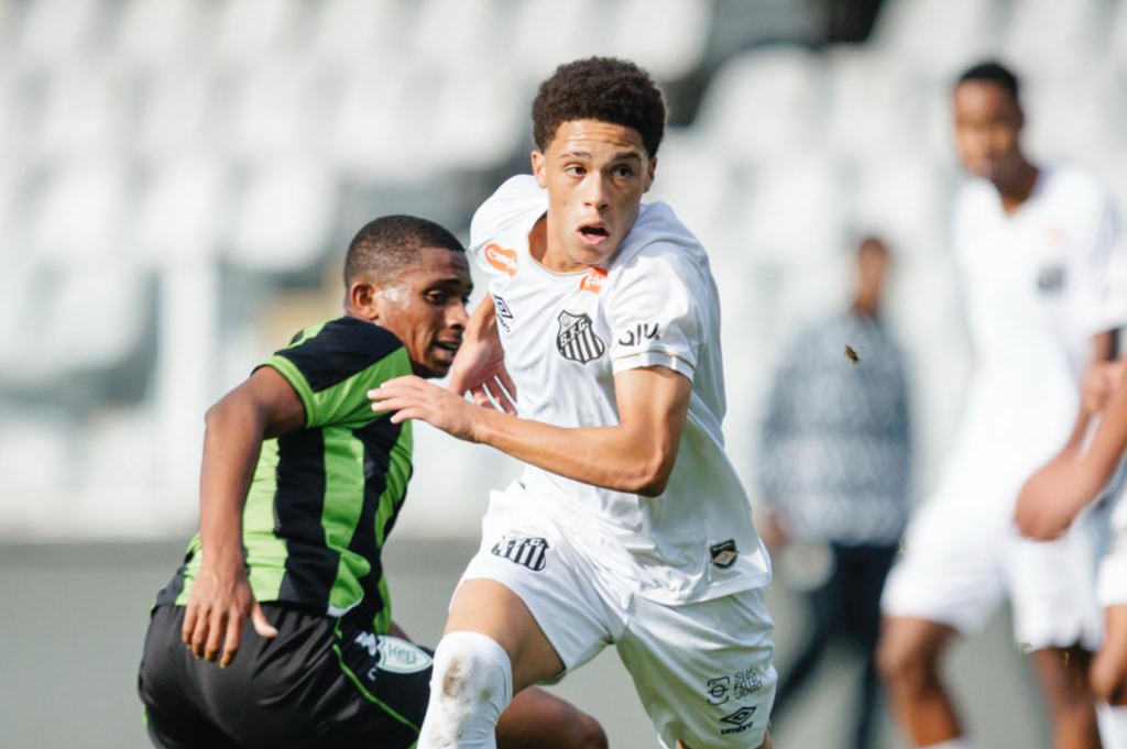 Gol no fim coloca Santos em 8º na rodada, América-MG cai de posto