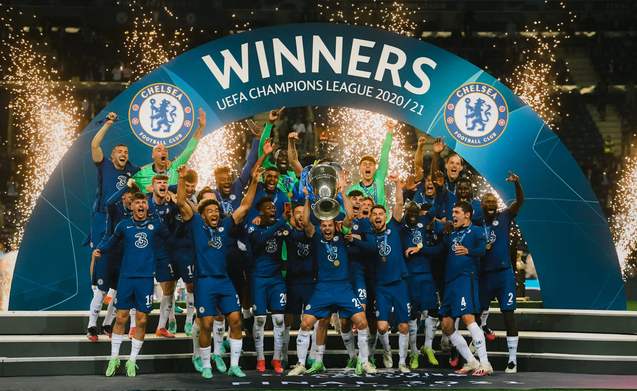 Chelsea recebe transfer ban após violações financeiras na Inglaterra