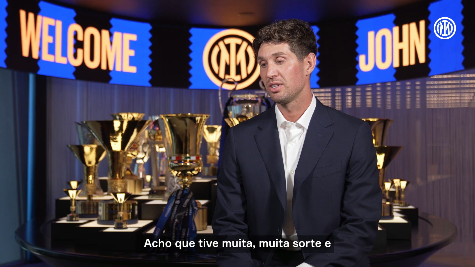 John Stones sobre a chegada à Inter: “Estou aqui para vencer e lutar por cada troféu”