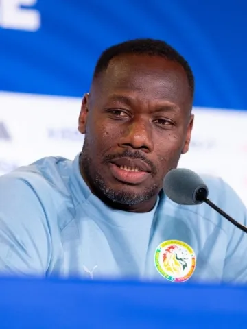 Senegal anuncia demissão do técnico Pape Thiaw