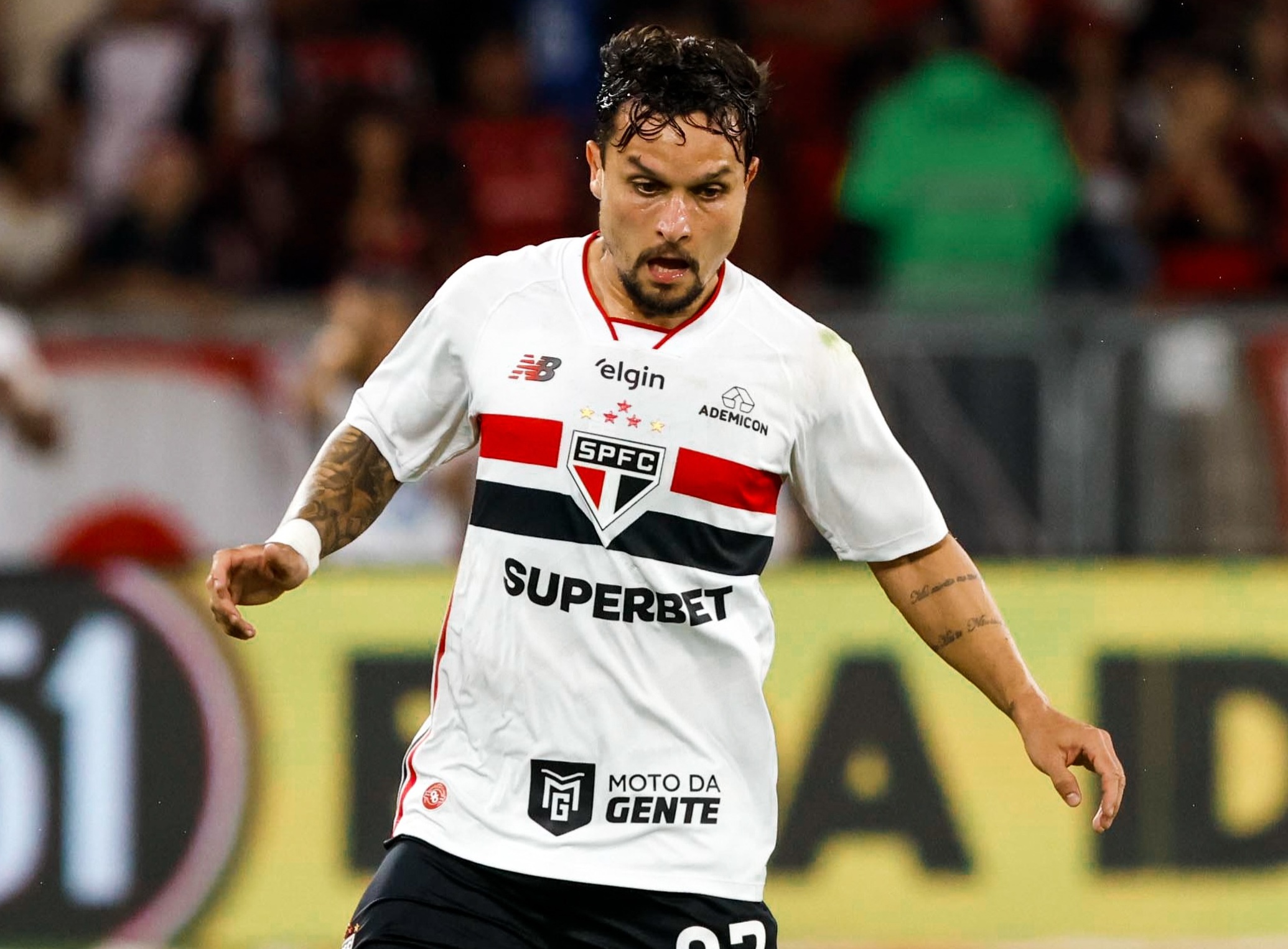 São Paulo empata com Flamengo e aumenta jejum de vitórias no Brasileirão