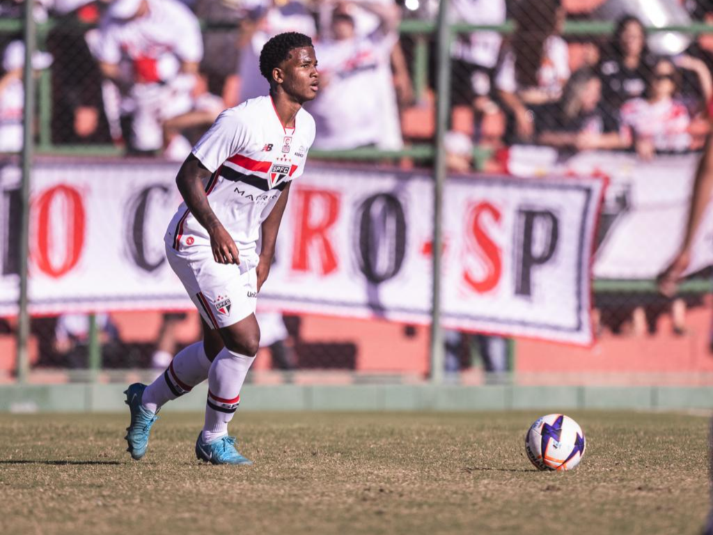 São Paulo x Botafogo-SP: prováveis escalações e onde assistir ao jogo pelo Paulista sub-20