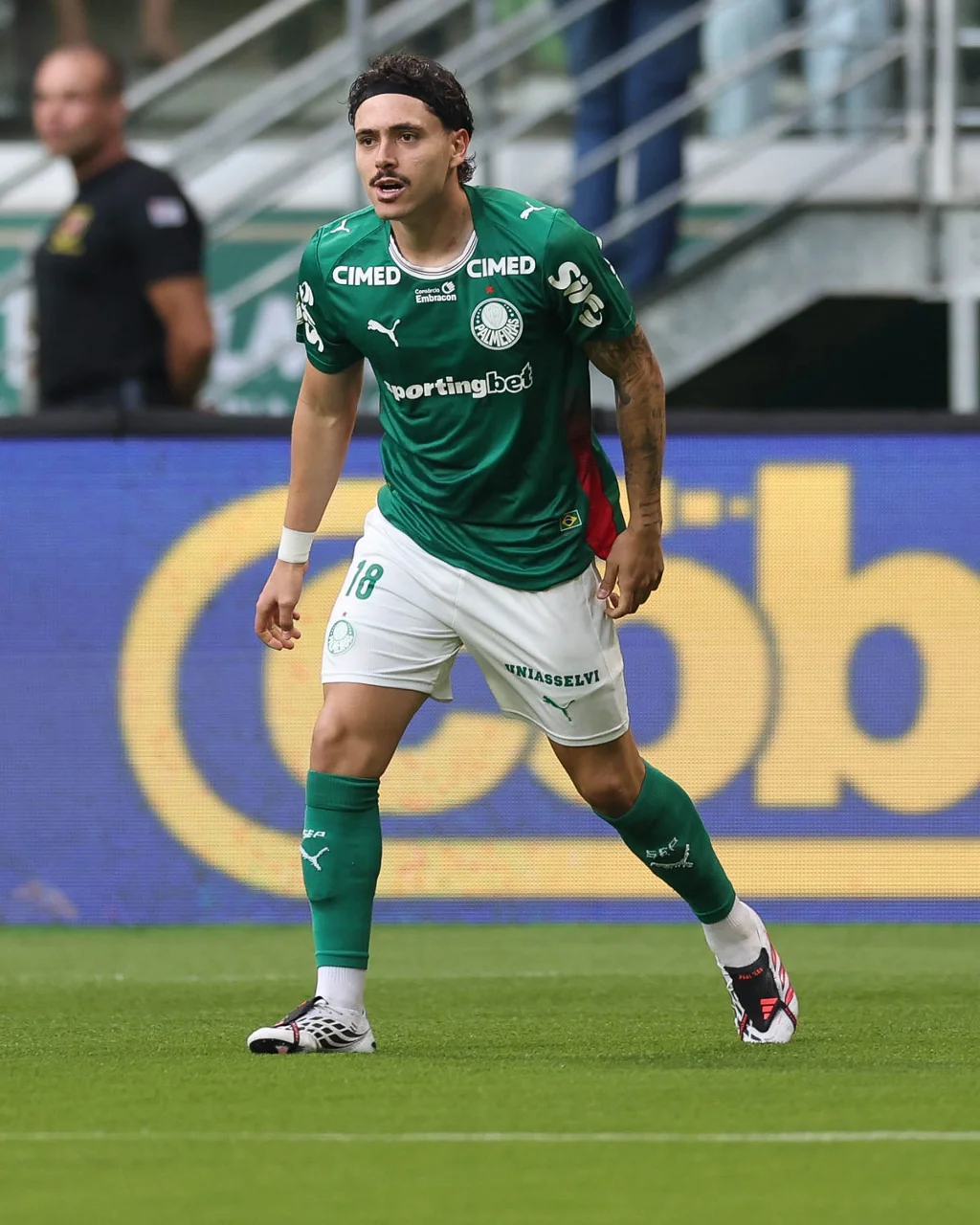 Vitória x Palmeiras: STJD converte pena de Mauricio em advertência e meia fica livre para jogar