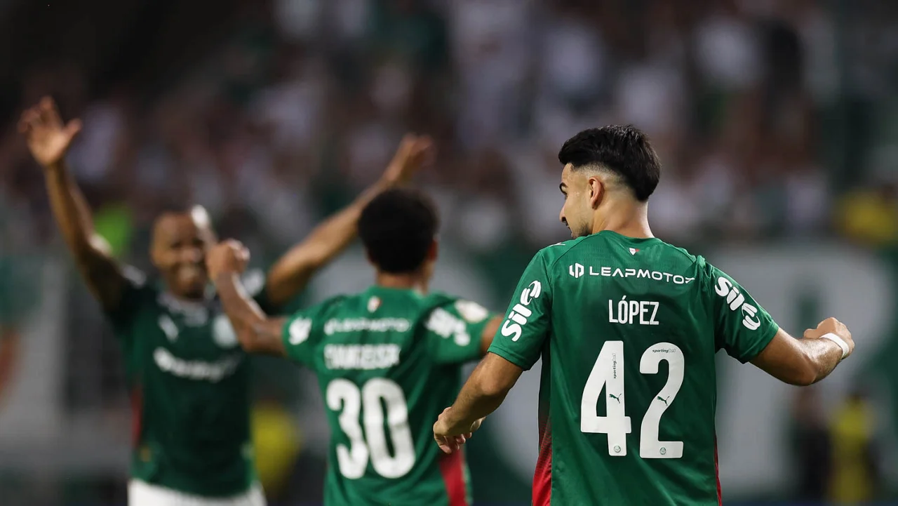 Flaco López celebra gol em retorno ao Palmeiras pós-Copa e mira títulos: "Ganhar tudo"