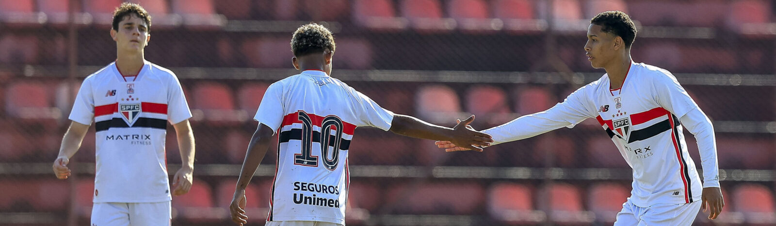 Atlético-GO x São Paulo: prováveis escalações e onde assistir ao jogo pelo Brasileiro sub-17