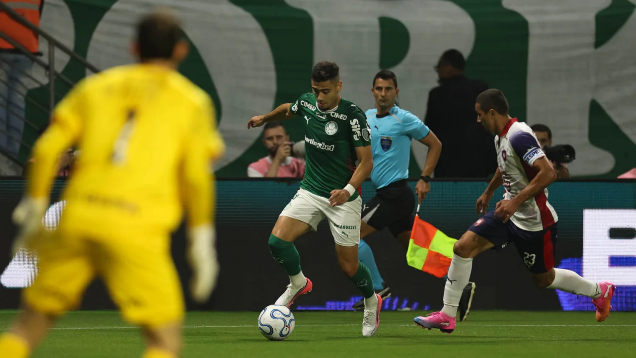Análise: Palmeiras empilha chances perdidas, e vê desatenção no apagar das luzes sair caro