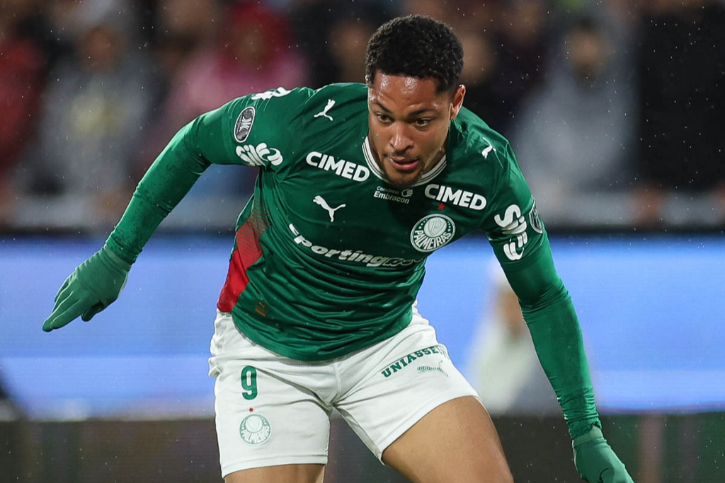 Vitor Roque vive jejum de 12 jogos e reencontra primeira vítima