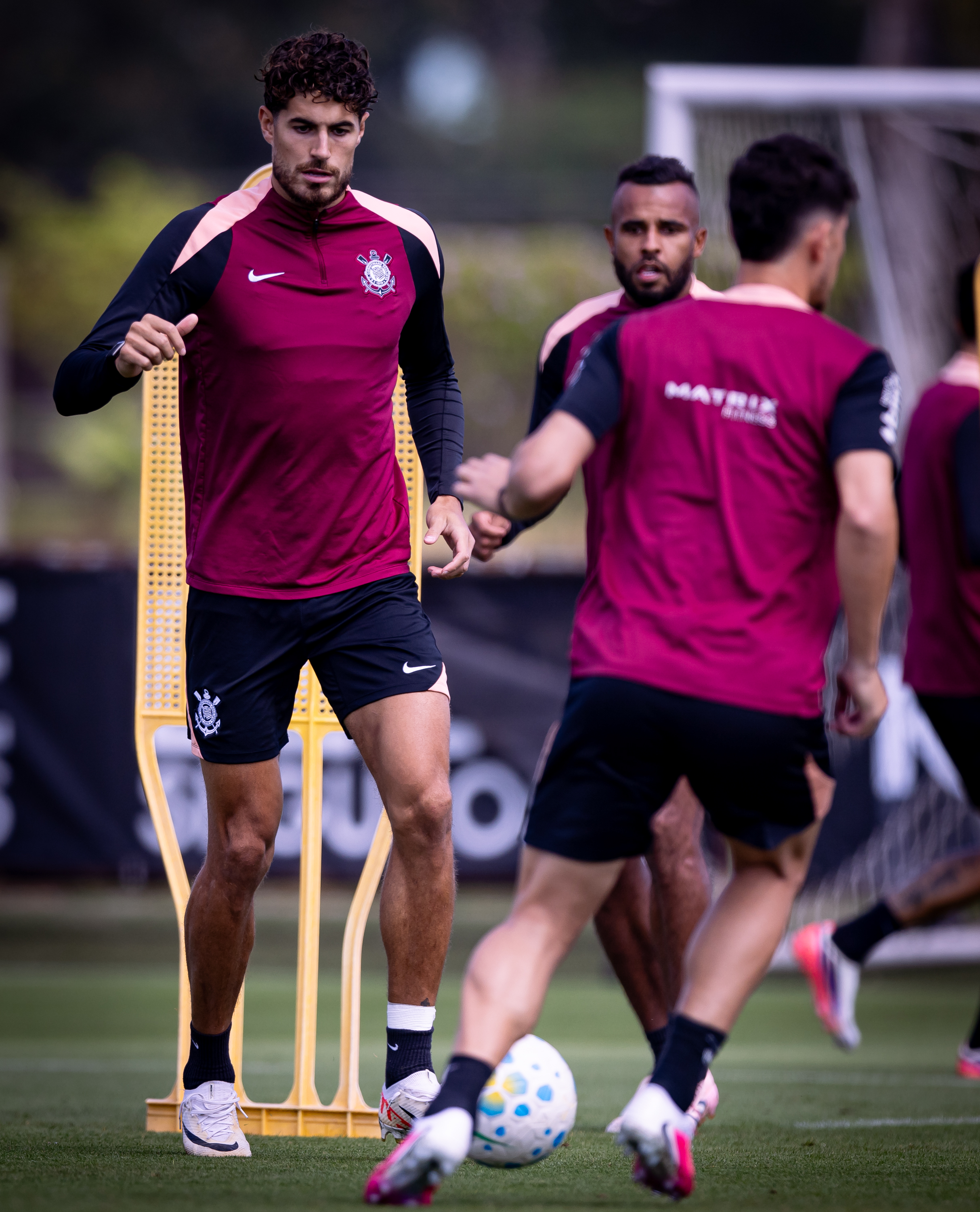 Veja galeria de fotos do treino do Corinthians neste sábado