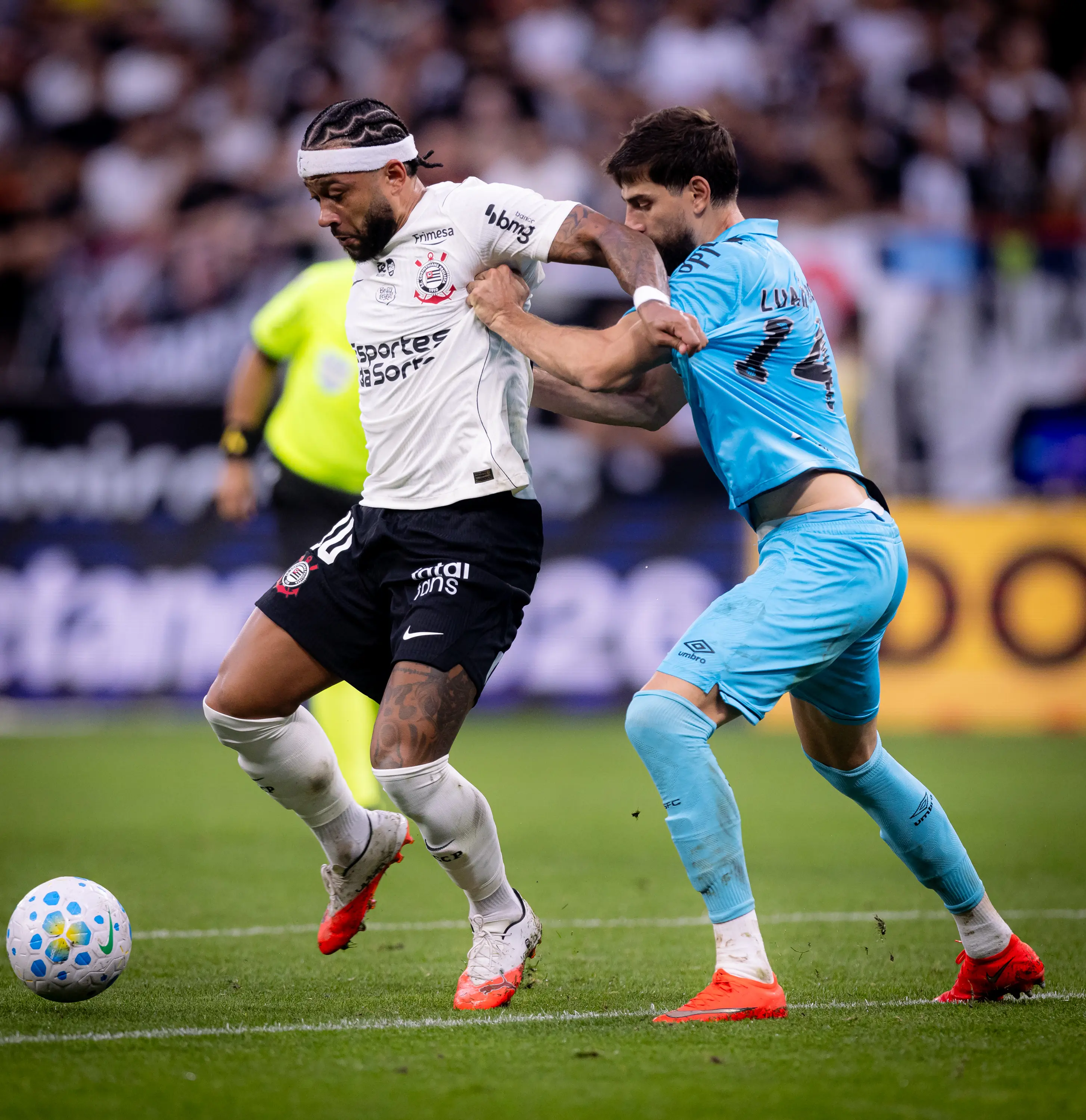 Veja fotos do clássico entre Corinthians e Santos pelo Brasileiro