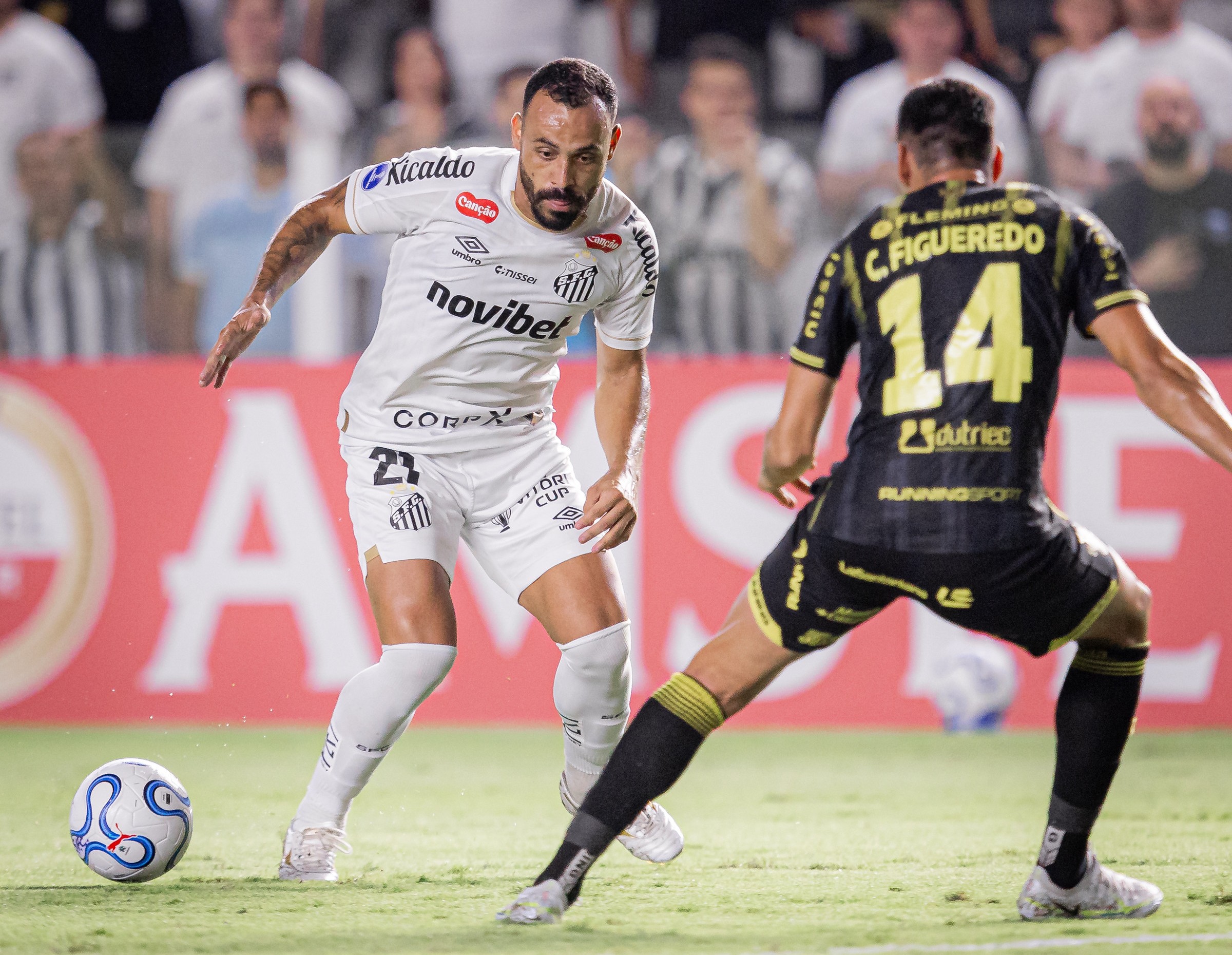 Santos busca recuperação contra o Macará na Sul-Americana