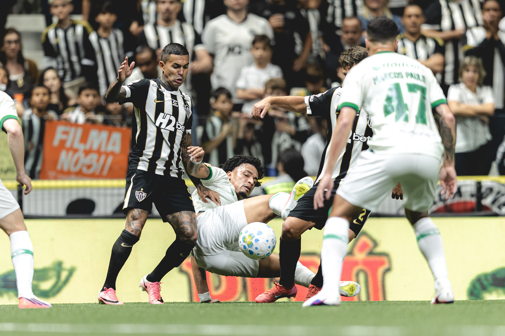 Veja fotos de Atlético-MG e Juventude pelas oitavas da Copa do Brasil