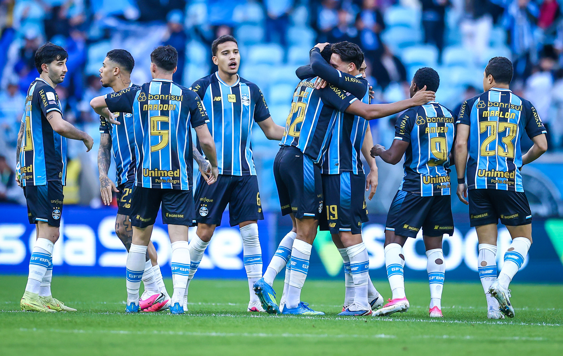 Bragantino e Grêmio jogam pela sobrevivência em duelo decisivo na tabela do Brasileiro
