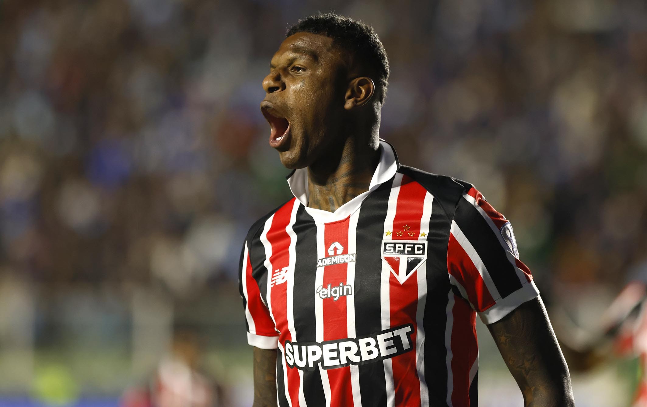Atuações do São Paulo: Arboleda volta a marcar, e trio se destaca em empate