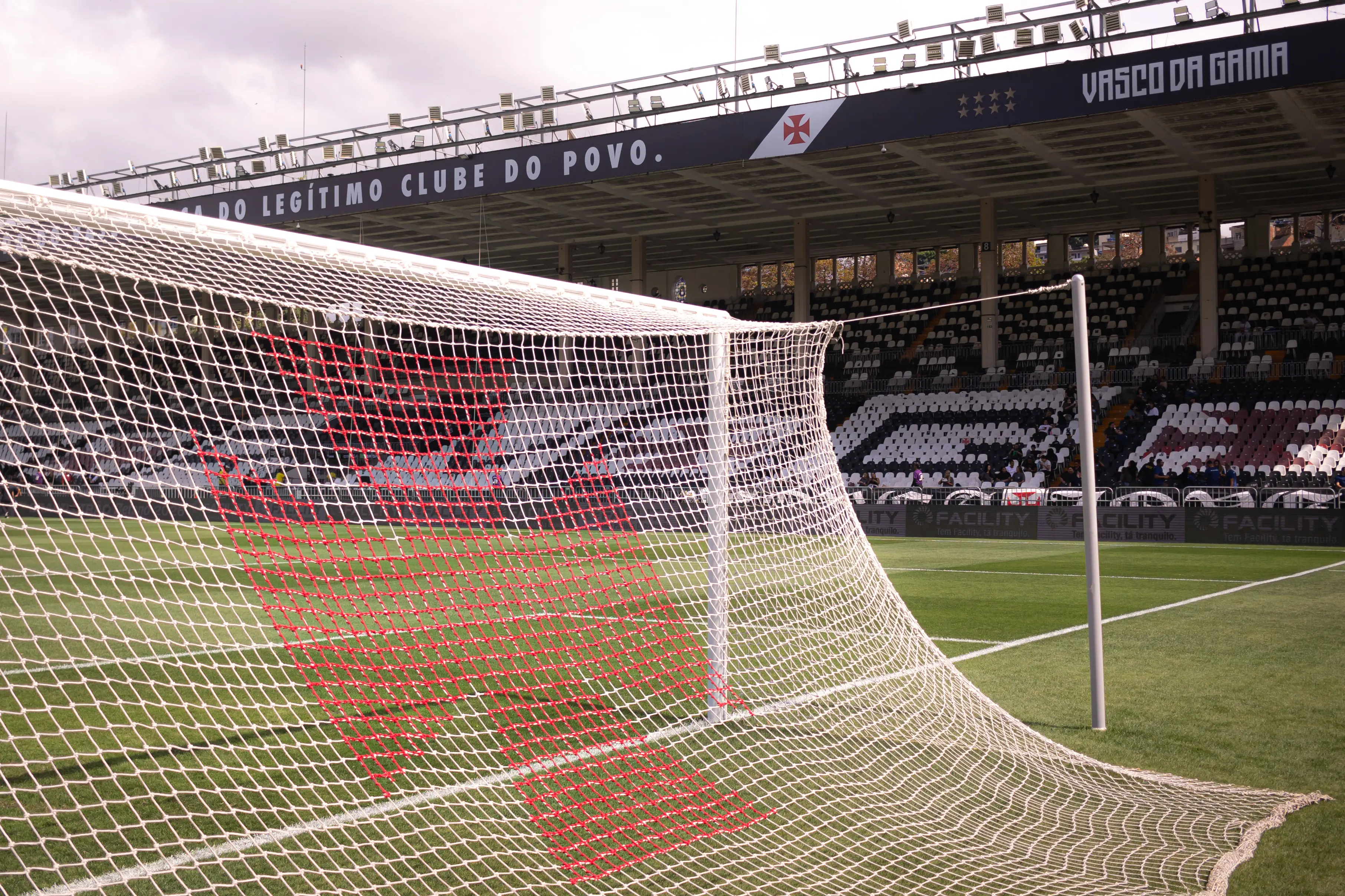 Vasco x Vitória: siga o tempo real do jogo pela Copa do Brasil